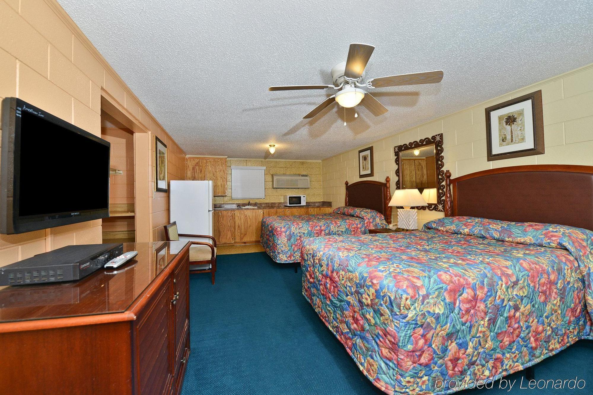 Savannah Inn And Suites Savannah Port Area Ngoại thất bức ảnh