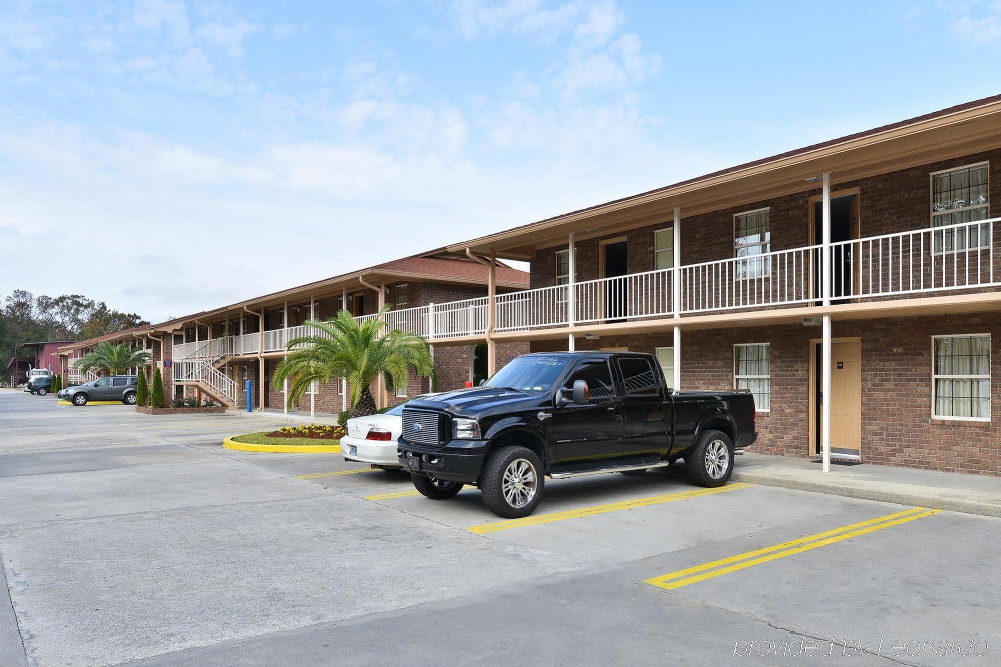 Savannah Inn And Suites Savannah Port Area Ngoại thất bức ảnh